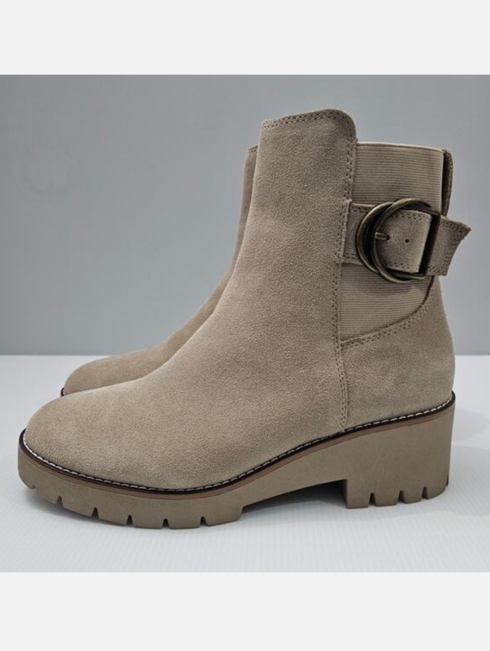 Blondo Dakota Ankle Boot Womens 10 Sand Suede Moto Waterproof Lug Sole NEW